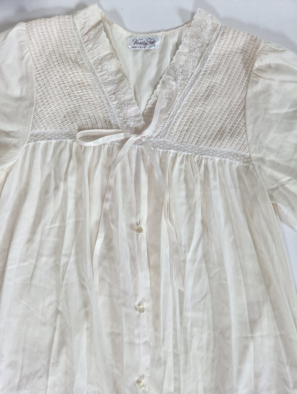 Vintage Vanity Fair pintuck lace pink champagne nightgown pockets button down S - Picture 2 of 11